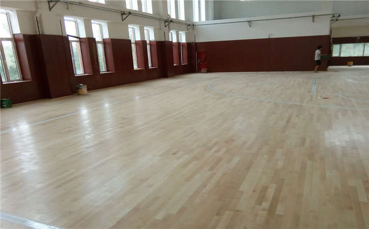 柞木舞臺(tái)運(yùn)動(dòng)木地板廠(chǎng)家去哪找?