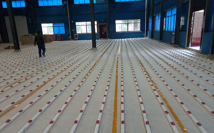 五角楓舞臺實木地板怎么維修？