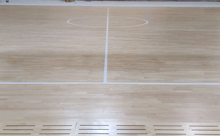 20厚風(fēng)雨操場(chǎng)地板一平米價(jià)格