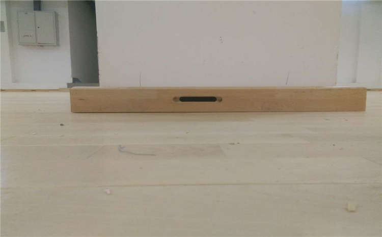 楓樺木羽毛球館木地板批發(fā)價格