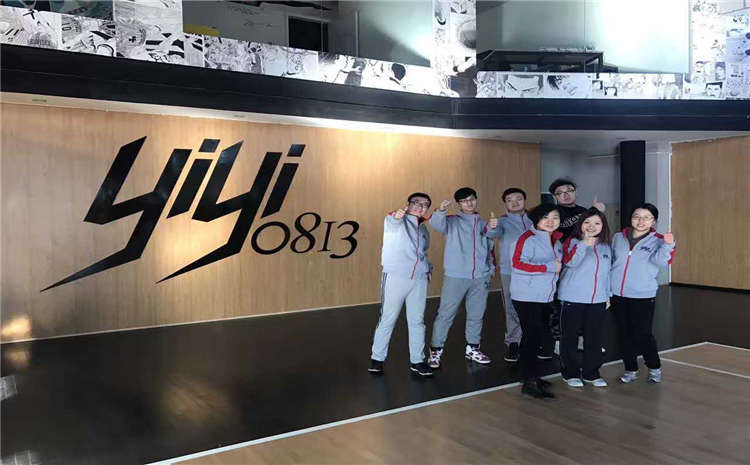 楓木排球館木地板多少錢一平米?