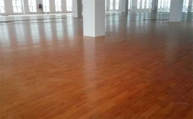 22厚NBA籃球場木地板主輔龍骨結(jié)構(gòu)