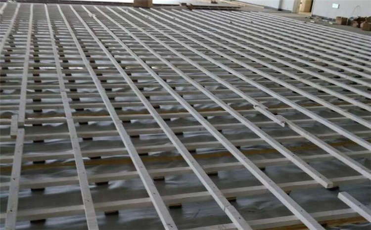 硬木企口乒乓球館木地板**是多少錢?