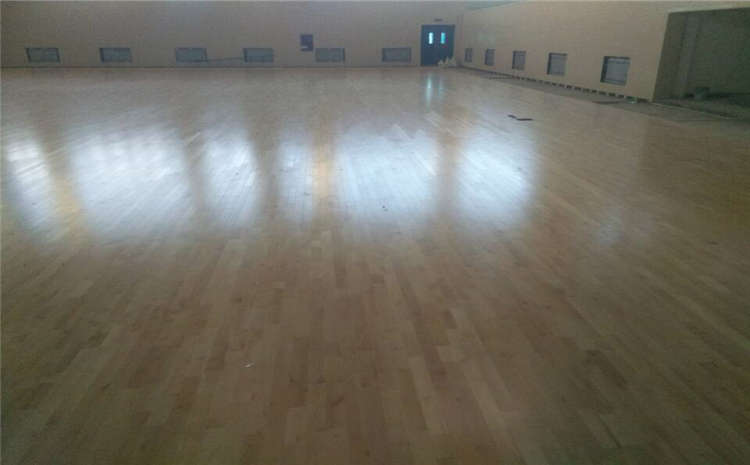 橡膠木籃球運動地板單層龍骨結構