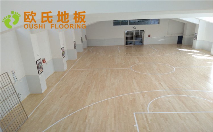 云南省紅河州個舊市綠春小學(xué)體育館木地板項目——?dú)W氏實木運(yùn)動地板